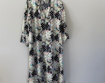 natori zip front caftan robe
