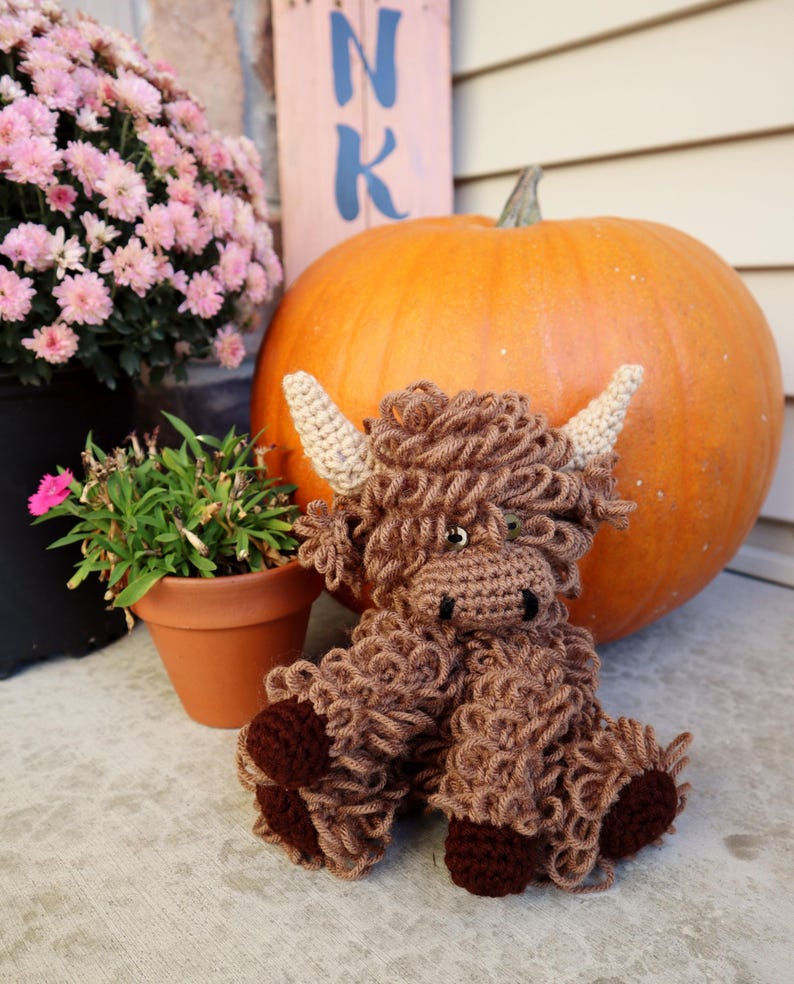 Handmade Crocheted Highland Cow Hairy Coo Yak Amigurumi Plushie Coffee Cow 8"
