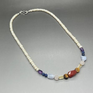 Chakra Necklace • 6mm Pearl + Gemstone Bead Necklace • 7 Chakra Necklace • Chakra Necklace • Chakra Balancing • Meditation Jewelry