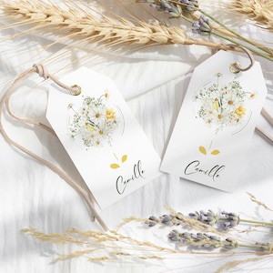 Marque-place Champêtre Chic, illustré d'un bouquet de Marguerites | Mariage Marque-place ou marque-verre avec cordelette en cuir