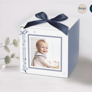 Boite de dragées ou de surprises invités  | Boite cube de baptême  garçon personnalisée avec photo et ruban "Petit Mousquetaire"