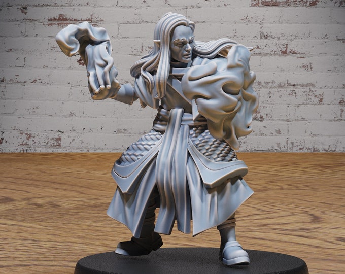 Elf Mage Town Guard - True 28mm Scale - Epic Miniatures