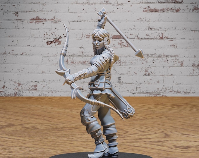 Female Hunter with Bow - 28mm Scale - Epic Miniatures - Old Fables - Black Panther mounted version available!