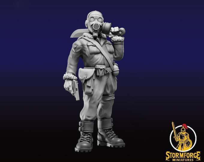 Bandit 6 with Gas Mask and Pistol - 28 or 32mm - Stormfront Miniatures- Tales From The Radiation Zone - Postapocalypse Survivor