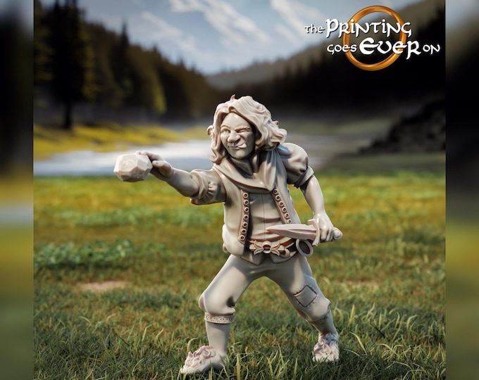 Perry Halfling Fighting or Traveling Poses - 28mm - The Printing Goes Ever On - Dungeons and Dragons - Pathfinder - Fantasy