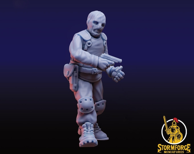 Masked Bandit 5 with Pistol- 28 or 32mm - Stormfront Miniatures- Tales From The Radiation Zone - Postapocalypse Survivor