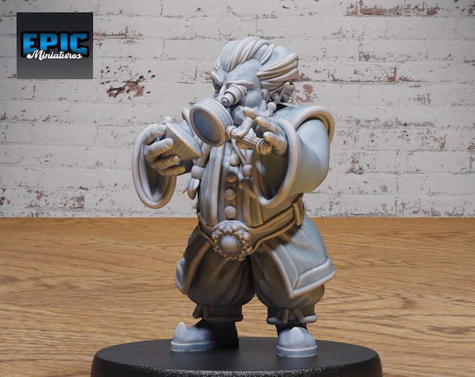 Halfling Villager Jeweler - True 28mm Scale - Epic Miniatures - Halfling Meadows