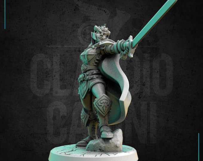 Female Paladin, no base  -  Human, Tiefling, OR Elf! - 28mm or 32mm - Claudio Casini Art - Dungeons And Dragons - 0267