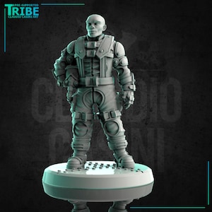 Spaceship Pilot - 28mm or 32mm - Claudio Casini Art  - Science Fiction Theme 0233