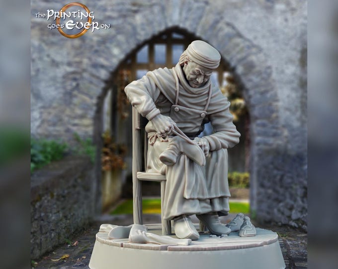 The Cobbler  - 28mm - The Printing Goes Ever On - Dungeons and Dragons - Pathfinder - Fantasy