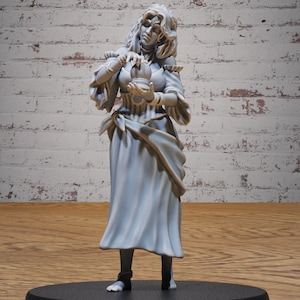 Fortune Teller - 28mm Scale - Epic Miniatures - Festival Village
