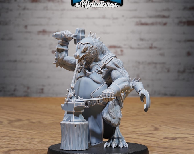 Kobold Blacksmith (3 poses available) - 28/32mm Scale - Epic Miniatures - Knight's Honor - Dungeons And Dragons - Pathfinder