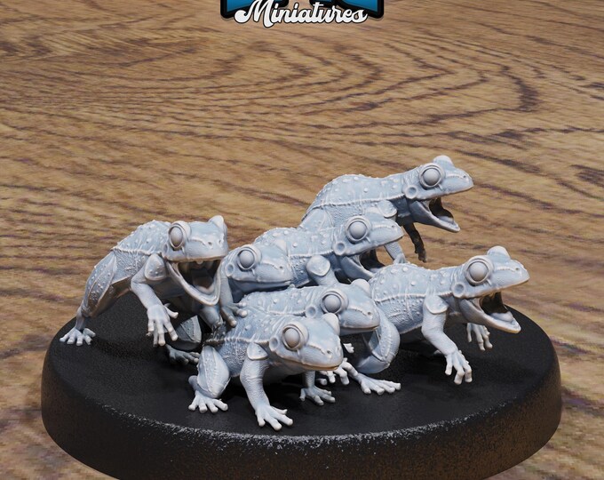 Frog Swarm - 28mm or 32mm - Witch Forest - Epic Miniatures - Both sizes shown on 25mm bases