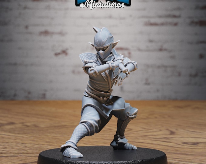 Halfling Ninja - Three poses available - 28/32mm Scale - Epic Miniatures - Ninja Legends