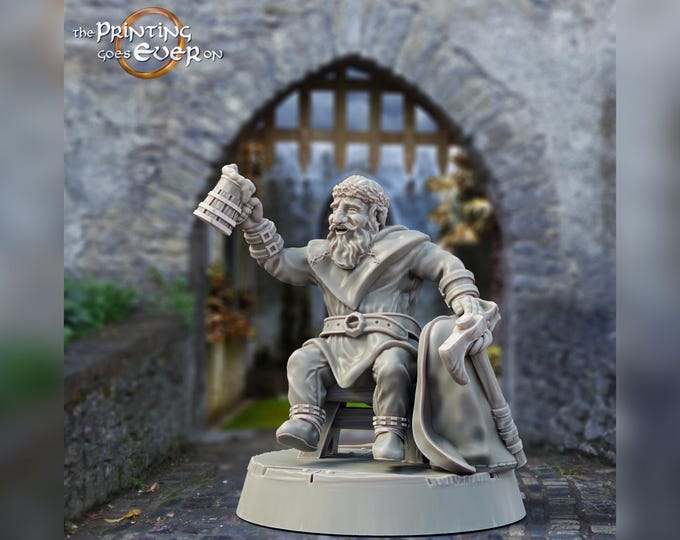Traveling Dwarf with Ale Mug - 28mm - The Printing Goes Ever On - Lullaby of Stones - Dungeons and Dragons - Pathfinder - Fantasy