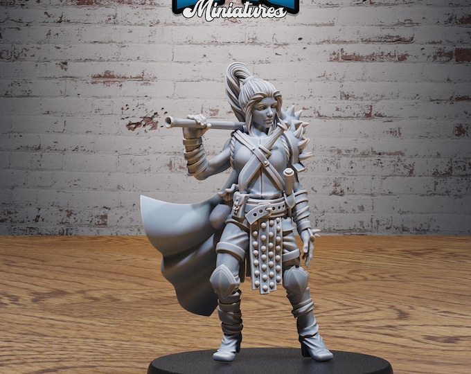 Bandit Lady - True 28/32mm Scale - Epic Miniatures - Adventurers Guild