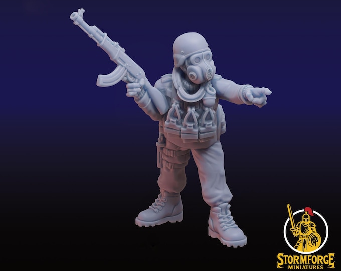 Soldier 5 with Gas Mask and Rifle - 28 or 32mm - Stormfront Miniatures- Tales From The Radiation Zone - Postapocalypse Survivor
