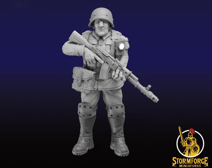 Soldier 11 and Rifle - 28 or 32mm - Stormfront Miniatures- Tales From The Radiation Zone - Postapocalypse Survivor
