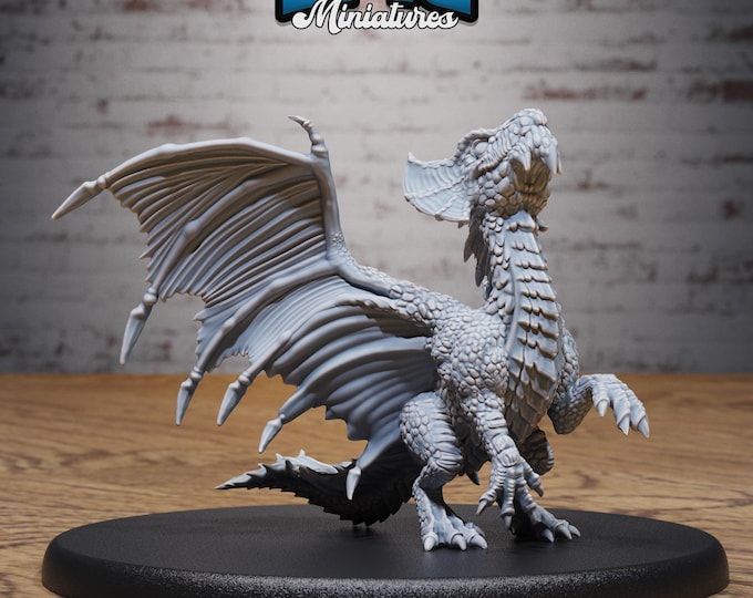 Brass Dragon Wyrmling - Three poses available- True 28/32mm Scale - Epic Miniatures - Jungle Untamed