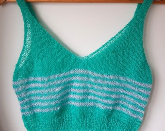 Easy beginners knit crop top pattern