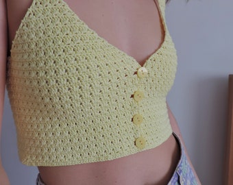 簡単なかぎ針編みのクロップトップのパターン