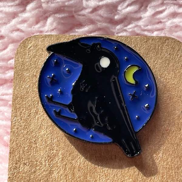 Raven at night Pin--- Raven at night badge- Personalized Raven Pin- Pin badge- Gift for her- Gift for him