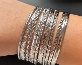 Conjunto de 10 pulseras de estilo bohemio con textura y diseño moderno y tradicional de verano para mujer, regalo de cumpleaños para ella, brazaletes para mujer.
