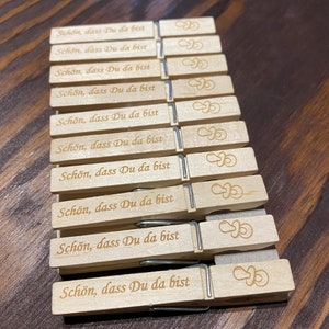 Wäscheklammer "Schön, dass Du da bist" aus Holz mit Schnuller | Wäscheklammer für Babyparty