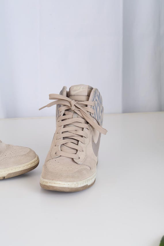 Nike Dunk High Suede Zigzag Pattern Sneakers Wome… - image 5
