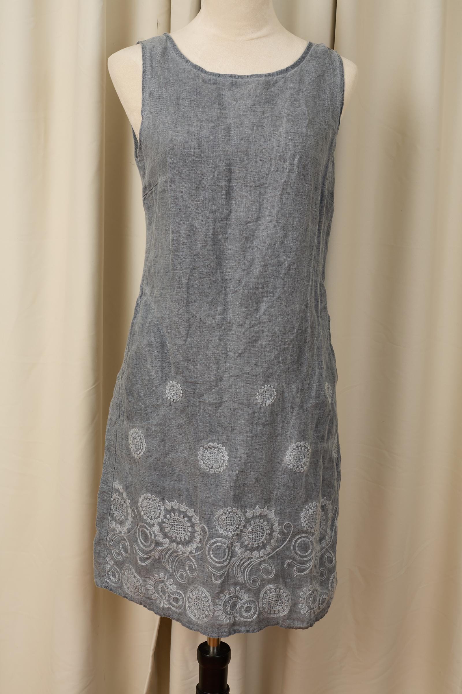 sleeveless linen shift dress Shore Linen Shift Short Dress, Black / XS main image 0