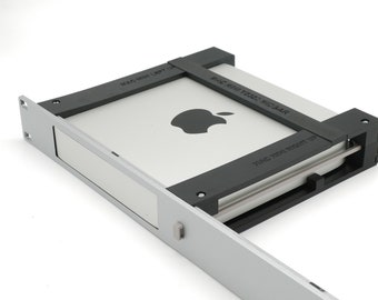 Apple Mac Mini + nog 1 spuitgegoten met aan/uit-knop en 3D-geprinte achterarmen Rackmount