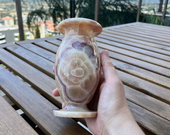 Vaso de pedra natural personalizado e feito à mão em mármore ônix