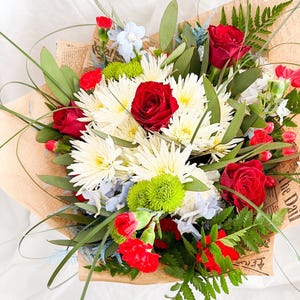 Fresh Flower Bouquet - Season’s Best Florist’s Choice | Handpicked In-Season Blooms | Beautiful Fresh Flowers for Any Occasion spring blooms
