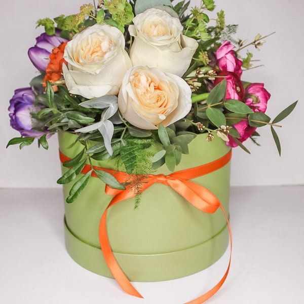 Flower hatbox arrangements mother of The Bride gift, Flower Hat Boxes Wedding Gift, Home Decor Gift Box, Floral Arrangements,House warming