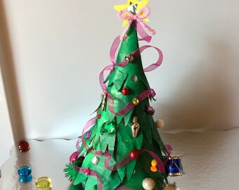 Handmade Whoville Christmas Tree: Retro Grinch Holiday Decor