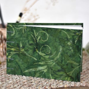 Layflat Watercolor Sketchbook | 4x6 inches, A6 size | Painters Travel Journal for Mix Media, Watercolor, or Gouache Painting