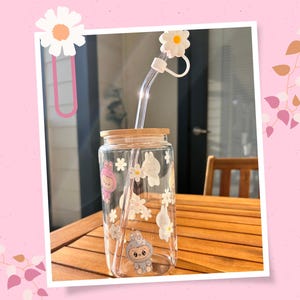 Labubu Daisy Glass Cup with Lid & Straw | Cute Soft Girl Aesthetic Iced Coffee Tumbler | Kawaii Floral Glass Can for Tea  Boba Drink