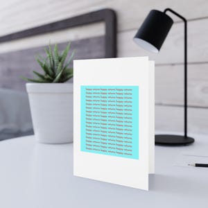 Puzzle di parole in inglese Biglietto di auguri di compleanno: tanti auguri