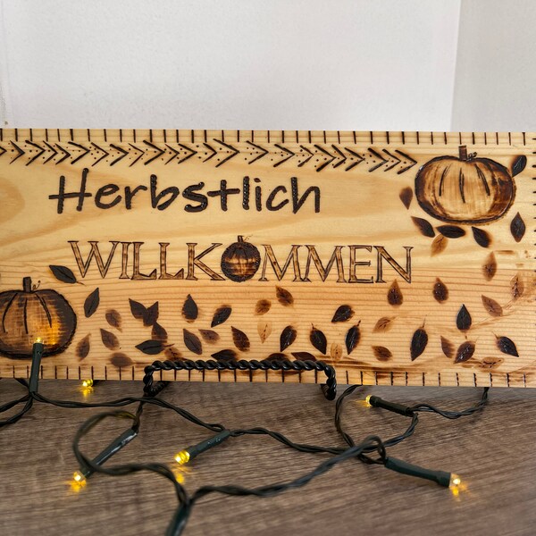 Herbstlich Willkommen | Pyrographie | Dekorative Holzkunst