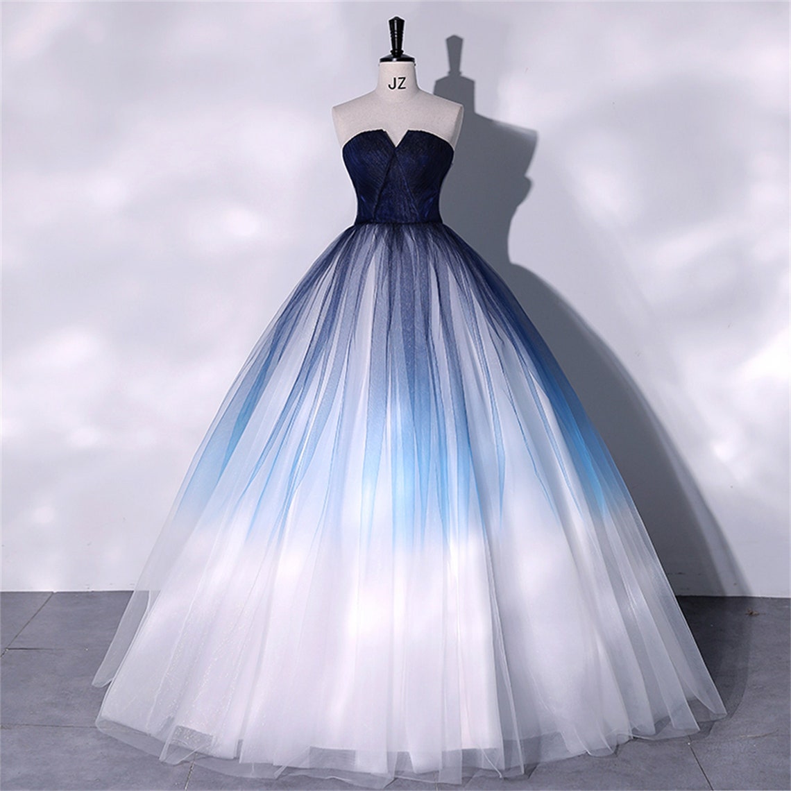 Strapless Blue Gradient Evening GownCharming Long tulle Prom image 1