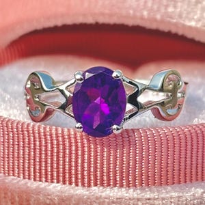 Vintage amethyst engagement ring white gold cluster diamond ring prong set oval amethyst wedding ring anniversary bridal ring promise ring
