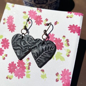 Handmade black western floral leather heart earrings, Unique Black western Floral Leather heart earrings, Beautiful floral printed earrings