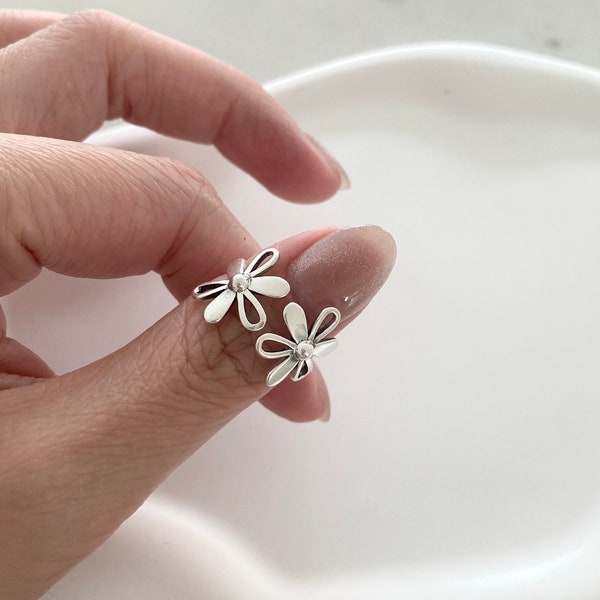 925 Sterling Silver Dainty Flower Band Ring, Daisy Ring, Anneau réglable, Anneau féminin, Anneau délicat, Anneau mignon, Anneau délicat, Cadeau pour elle