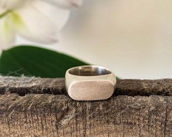 Anillo de sello de plata de ley hecho a mano, acabado mate