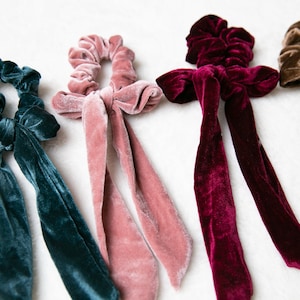 Velvet Bow Scrunchies, vintage style Scrunchie With Long Tails, Hair scrunchie scarf, Wedding Part, elastic Hair ties, Hair accessories