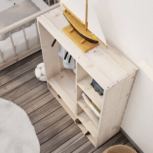 Montessori-garderobsplan för barn med förvaringsfack och hängstång, PDF-nedladdning bild 8