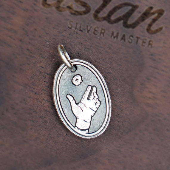 Flip coin necklace deals