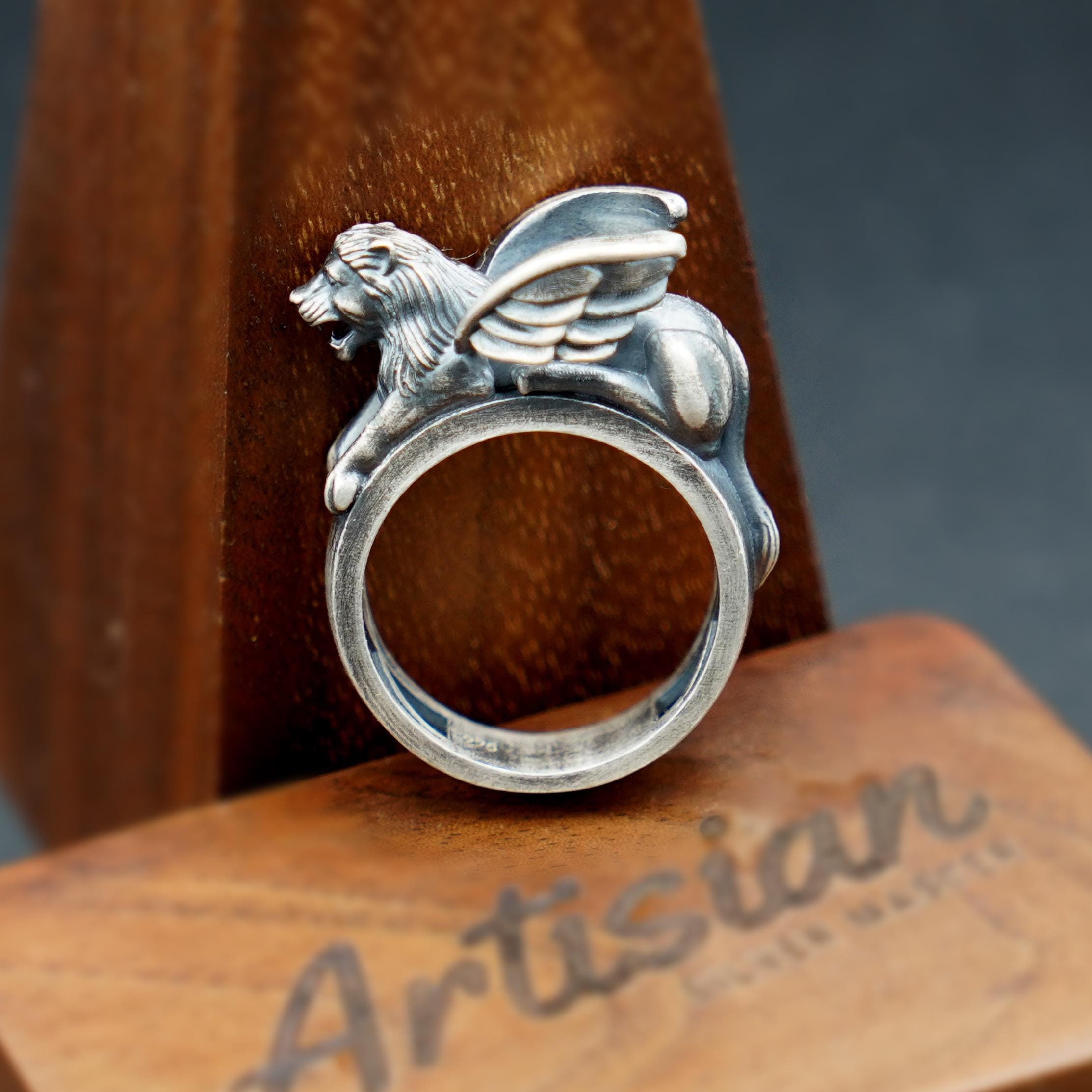 Silver Griffon Ring, Mythical Griffin Ring, Lion Jewelry, Unique Gryphon Jewelry, Mythical Creature, Medieval Jewelry, Fantasy Gift