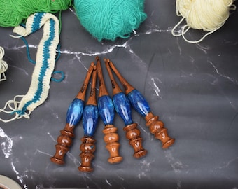 Juego de agujas de crochet de madera y resina hechas a mano / Mango ergonómico suave