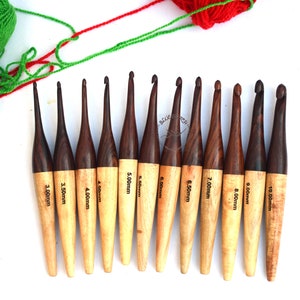 Rosewood Crochet Hook Set: Hand-Turned Ergonomic Needles (3mm-10mm)